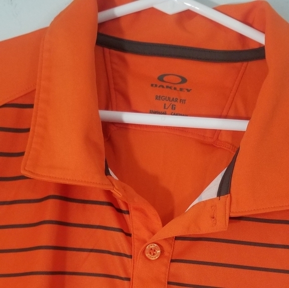 Oakley Hydrolix Golf Polo. Orange and Grey. Striped Front. Regular Fit. Size L. - Picture 3 of 8